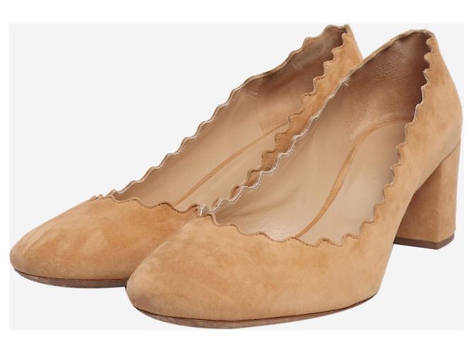 Chloé Beige Lauren Wildleder Pumps mit gewelltem Rand - Größe EU 40,5 - Ansicht 2