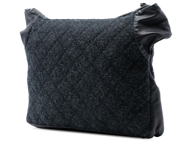 Girl Borsa ragazza Chanel in lana e agnello trapuntato grigio Marrone - vista 2