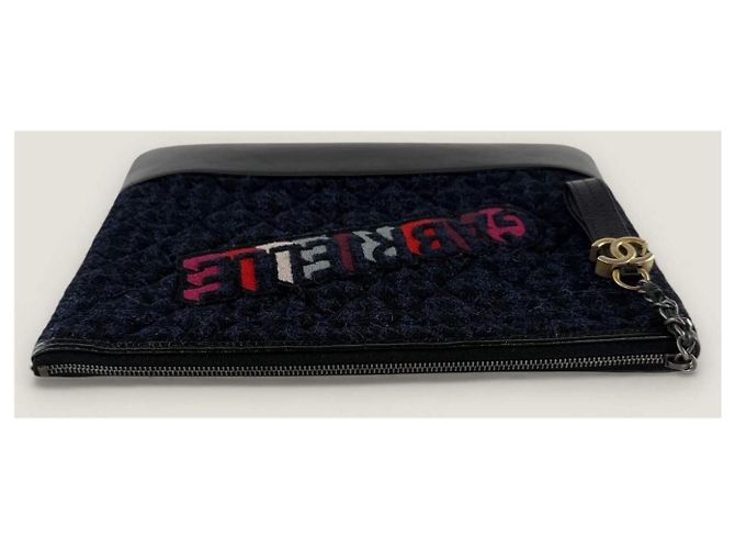 Clutch Chanel Gabrielle in tweed e pelle di vitello Blu - vista 13