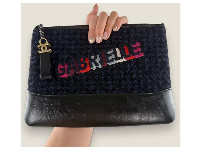 Clutch Chanel Gabrielle in tweed e pelle di vitello Blu - vista 4