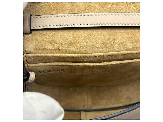 Borsa a Spalla in Pelle Gade Dual di Loewe Beige - vista 10