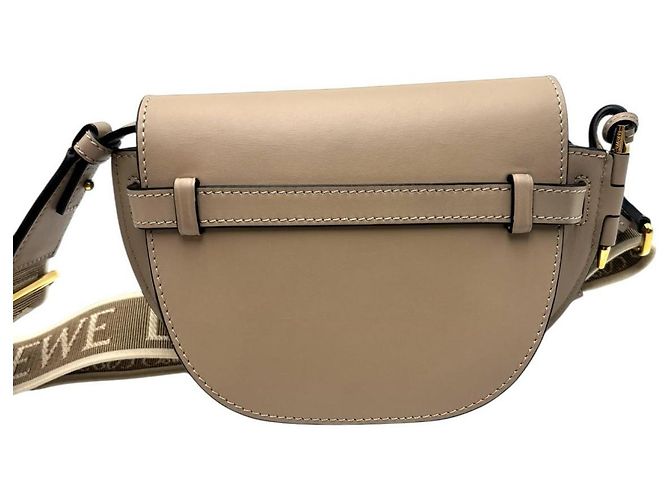 Borsa a Spalla in Pelle Gade Dual di Loewe Beige - vista 3
