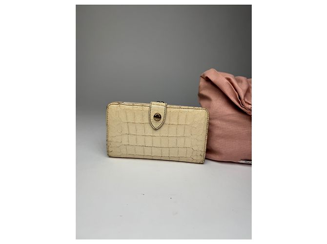 Vintage Miu Miu Leather Crocodile Emblossed White - view 10