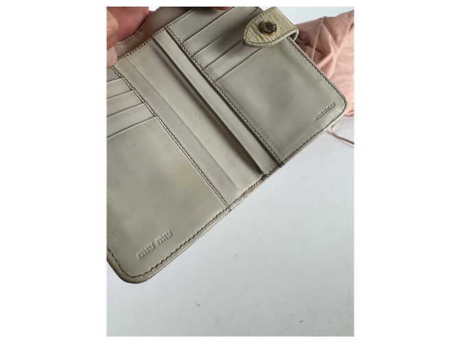 Vintage Miu Miu Leather Crocodile Emblossed White - view 4