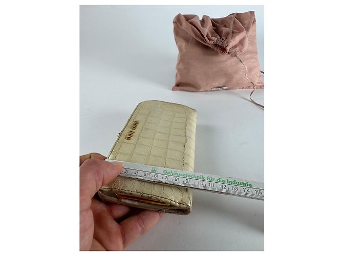 Vintage Miu Miu Leather Crocodile Emblossed White - view 8