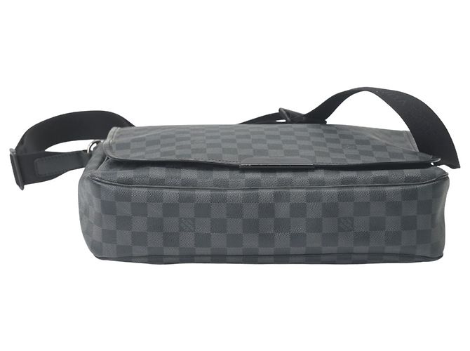 Borsa a Spalla in Pelle Daniel GM Damier Graphite di Louis Vuitton Nero Damier ebene - vista 7
