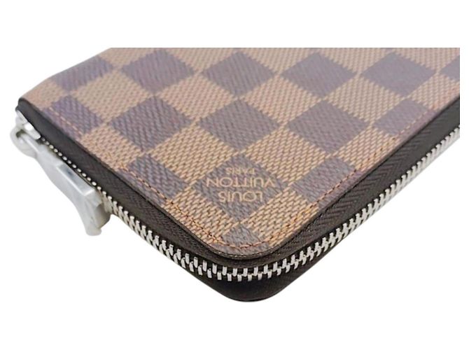 Louis Vuitton Zippy Geldbörse aus Damier-Canvas Braun Damier ebene - Ansicht 9
