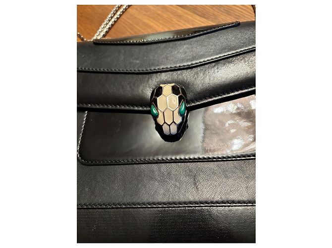 Bulgari Schwarze Lederhandtasche Serpenti von Bvlgari - Ansicht 10