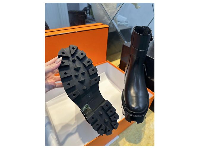 Stivaletti Hermès Vancouver in pelle nera Nero - vista 2
