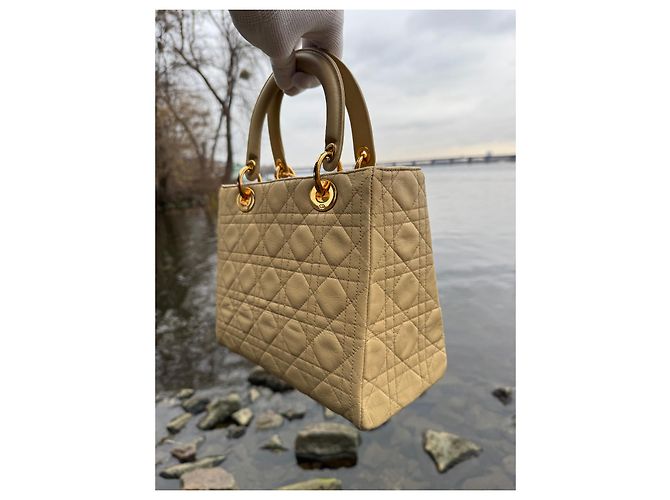 Christian Dior Lady Dior Handtasche aus Lammleder Beige - Ansicht 5
