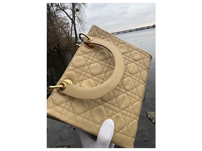 Christian Dior Lady Dior Handtasche aus Lammleder Beige - Ansicht 7