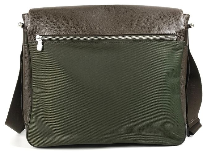 Borsa Messenger Victor Taiga di Louis Vuitton Marrone - vista 2