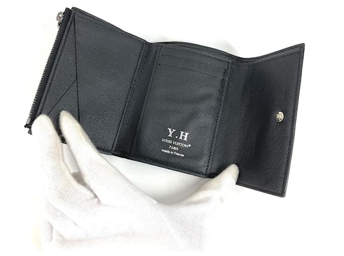 Billetera Victor Monogram Eclipse Louis Vuitton Negro Monograma - vista 10