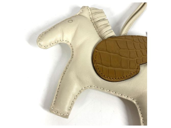 Handtaschenanhänger Hermès Rodeo Pegasus Touch MM Braun Weiß - Ansicht 2
