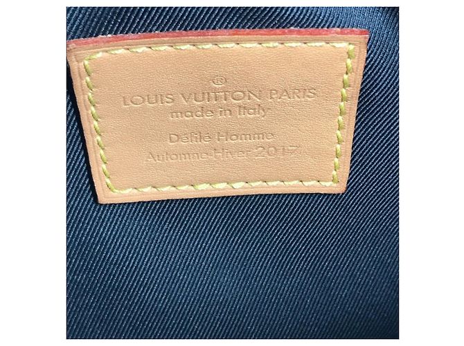 Borsa a tracolla Monogram Camouflage Louis Vuitton Cachi Monogramma - vista 10