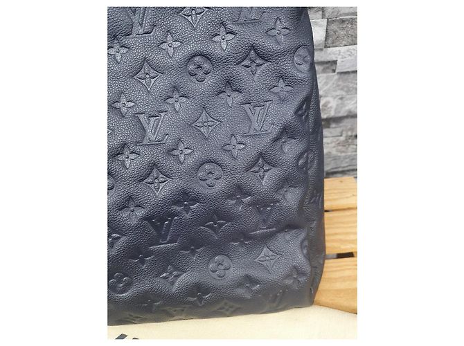 Louis Vuitton Artsy MM Couro Empreinte Marinho Vermelho Azul - vista 3