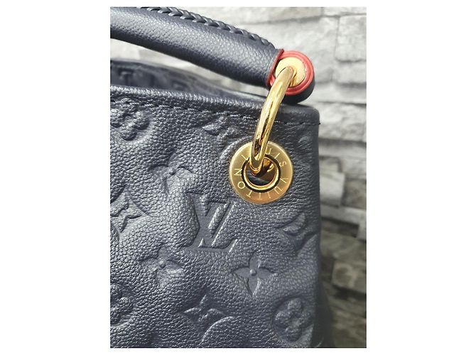 Louis Vuitton Artsy MM Couro Empreinte Marinho Vermelho Azul - vista 9