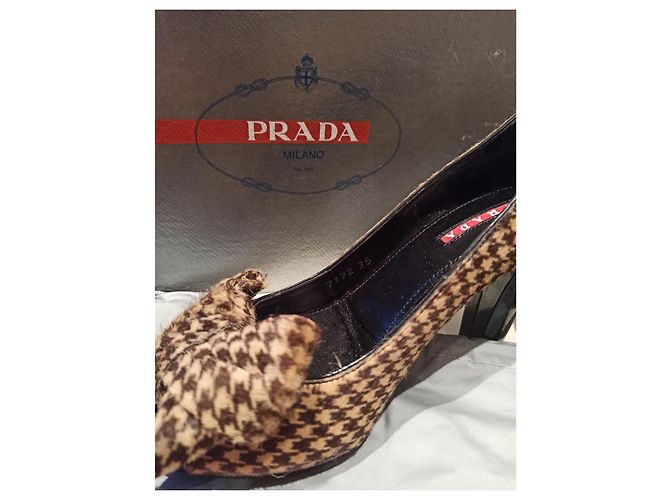 Tacchi Prada in finta pelliccia nero marrone 35 Marrone chiaro Marrone scuro - vista 11