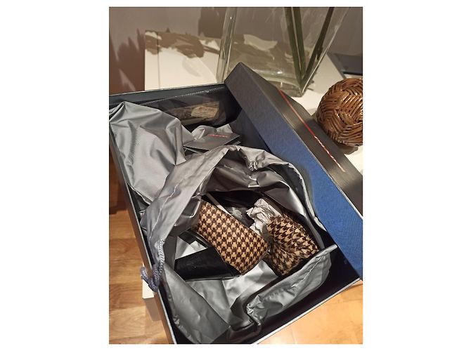 Tacchi Prada in finta pelliccia nero marrone 35 Marrone chiaro Marrone scuro - vista 4