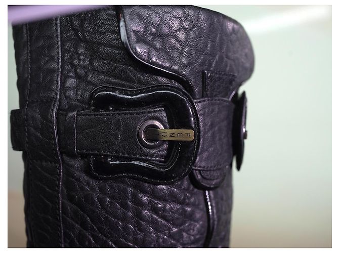 FENDI Black Textured Leather High Boots - view 3