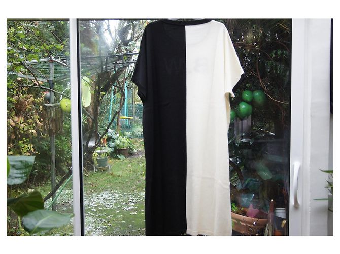 Marina Rinaldi Strickkleid aus Wolle Schwarz Weiß - Ansicht 2