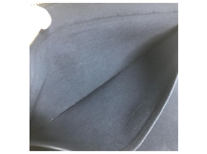 Borsa Pochette Jour GM con logo LV di Louis Vuitton Nero Blu navy - vista 12