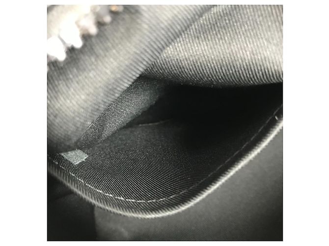 Louis Vuitton Taurillon Monogram Soft Trunk Umhängetasche Clutch Schwarz - Ansicht 16