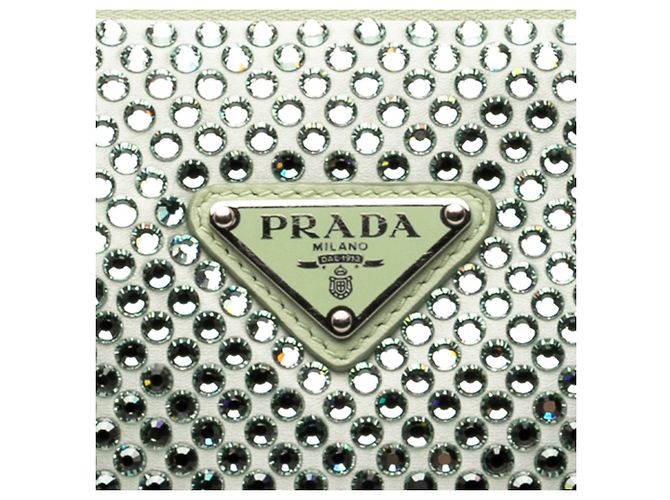 Pochete Triangular de Cetim Verde Embelada com Cristais Prada - vista 6