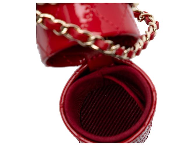 Chanel Rotes CC Gequiltetes Lack Lippenstiftetui - Ansicht 4