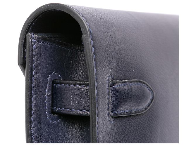 Pochette Kelly Depeches 25 in Evergrain Blu Hermès Blu navy - vista 10