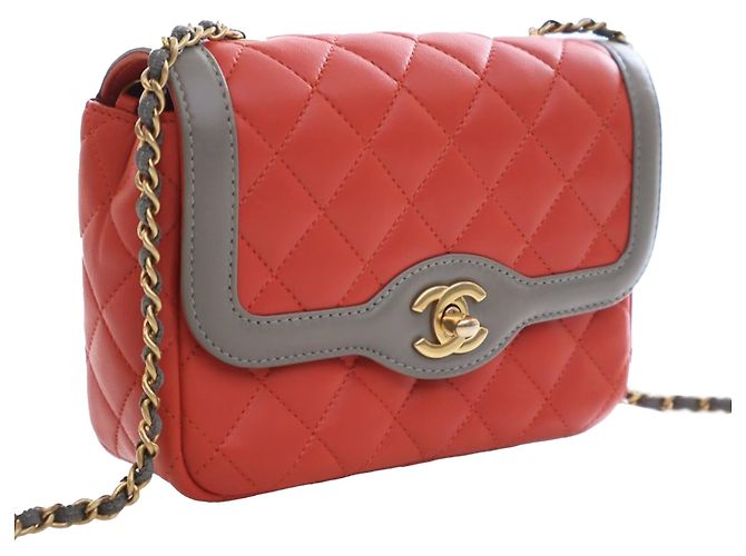 Chanel Rote Mini Stepp-Lammleder Zwei-Ton Tages-Clutch - Ansicht 2