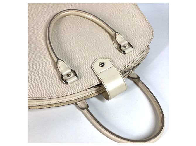 Bolso de Hombro Louis Vuitton Epi Pont Neuf GM Blanco Blanco roto - vista 10