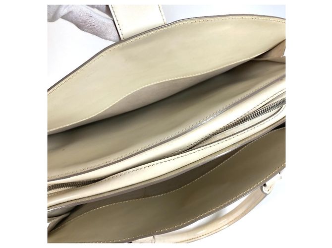 Bolso de Hombro Louis Vuitton Epi Pont Neuf GM Blanco Blanco roto - vista 12