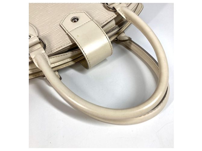 Bolso de Hombro Louis Vuitton Epi Pont Neuf GM Blanco Blanco roto - vista 9