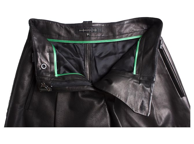 Schwarze Leder-Shorts von Barbara Bui - Ansicht 5