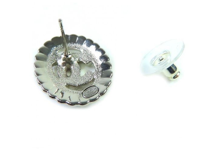 Timeless Chanel Pierce Ohrringe Weiß - Ansicht 5