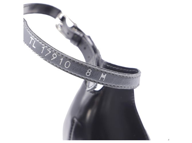 Stuart Weitzman Absatzsandalen mit Knöchelriemen aus schwarzem Leder - Ansicht 9