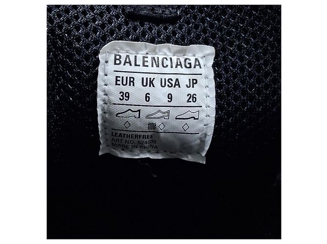 Sneakers Balenciaga Triple S in poliestere nero - vista 10