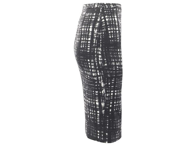 Falda lápiz midi de tweed negro de Michael Kors - vista 2