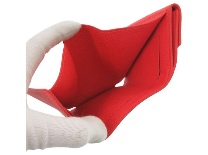 Rotes Leder-Trifold-Portemonnaie von Louis Vuitton - Ansicht 6
