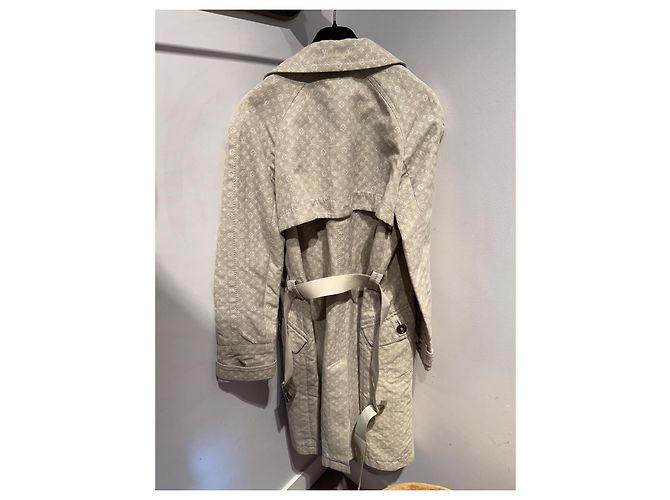 Louis Vuitton Gabardinas Beige Gris - vista 2
