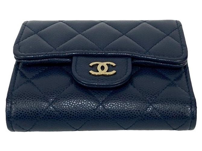 Cartera tri-fold de cuero caviar Matelassé Coco de Chanel Azul marino - vista 6