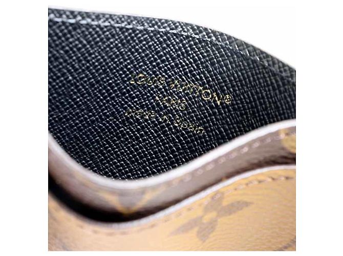 Tarjetero Monogram Reverse Louis Vuitton Castaño - vista 6