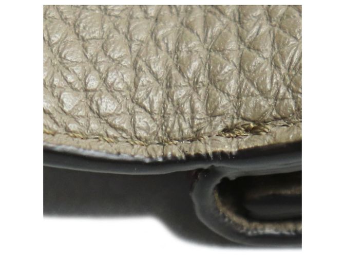 Billetera Fendi FF Compact Tri-Fold Burdeos - vista 7