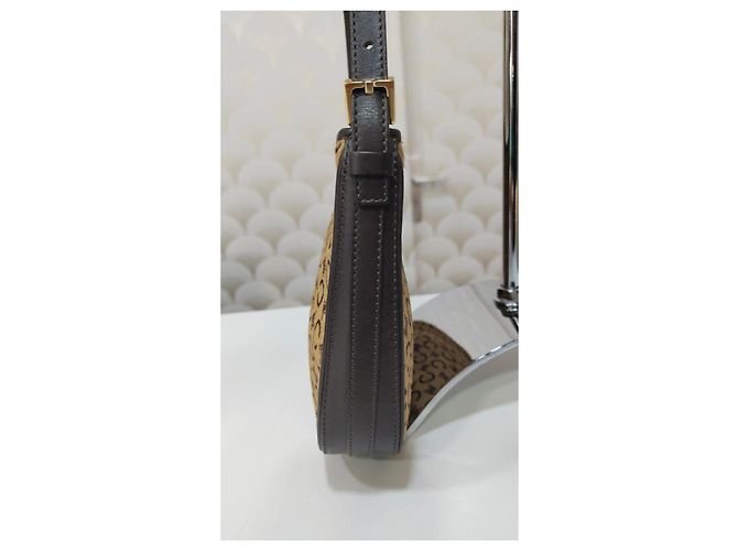 Céline Ava Borsa baguette Triomphe monogramma e pelle beige - vista 10