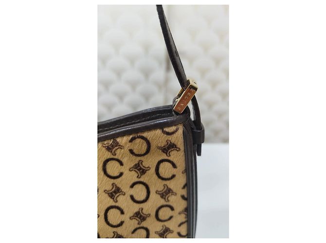 Céline Ava Borsa baguette Triomphe monogramma e pelle beige - vista 13