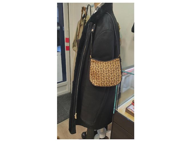 Céline Ava Borsa baguette Triomphe monogramma e pelle beige - vista 4
