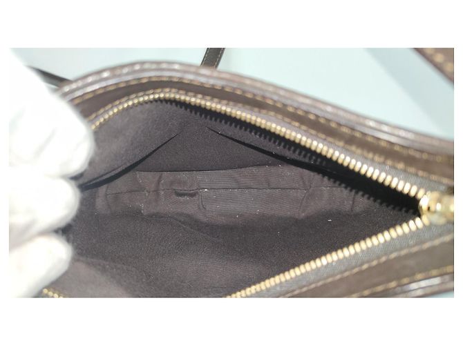 Céline Ava Borsa baguette Triomphe monogramma e pelle beige - vista 6