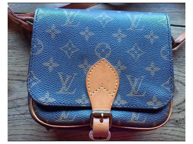 Louis Vuitton Petit sac besace avec bandoulière Marron - vue 2