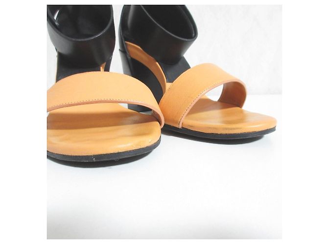 Chloé Sandali in pelle bicolore Chloe Nero Arancione - vista 10